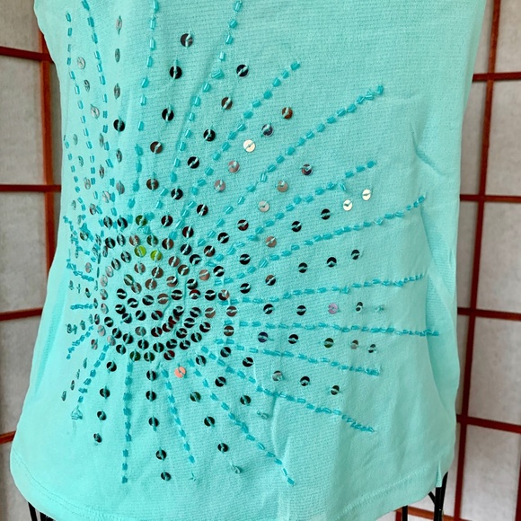 New York & Co. Sequined Halter V-neck NWOT - Picture 3 of 6